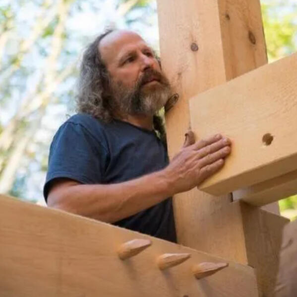 skip dewhirst